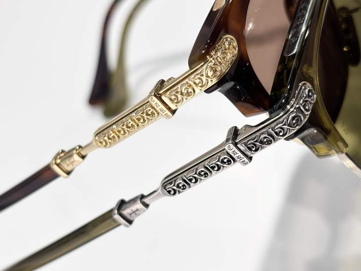 Picture of Chrome Hearts Sunglasses _SKUfw76324242fw
